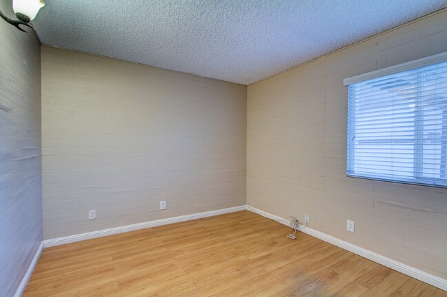 Building Photo - **COMING SOON 03/09/2025** Charming 3-Bedroom Single-Story Home with Oversized Backyard – No HOA!