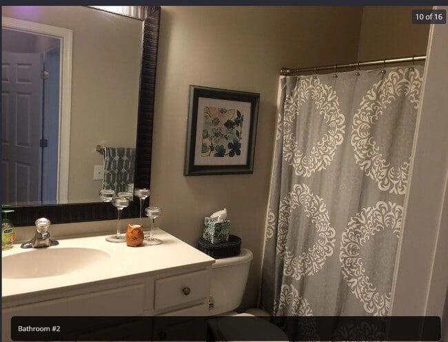 Building Photo - 14608 Via Sorrento Dr