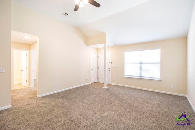 Building Photo - 83 Hamilton Woods Dr