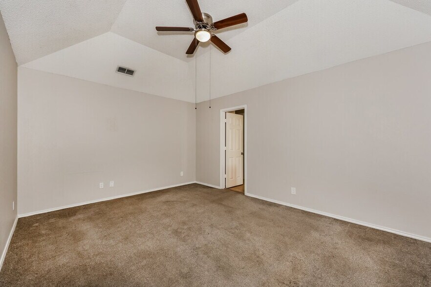 Building Photo - 9105 Cranwell Ct