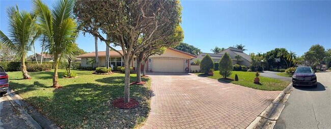 Primary Photo - 3881 NW 100th Ave