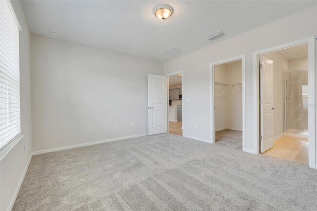 Building Photo - 7357 Ivy Tendril Ave
