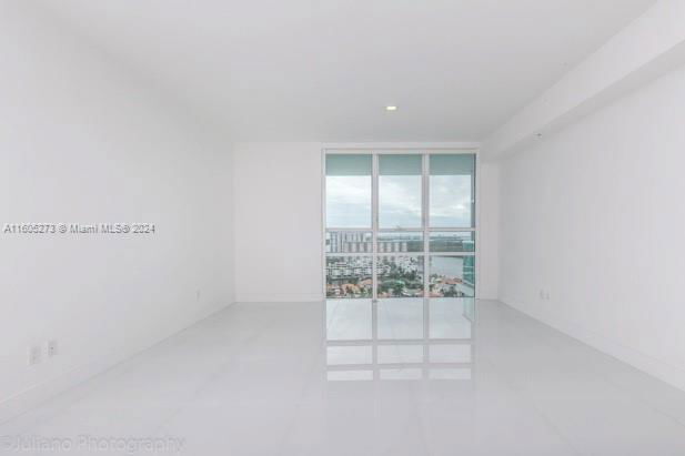 Building Photo - 400 Sunny Isles Blvd