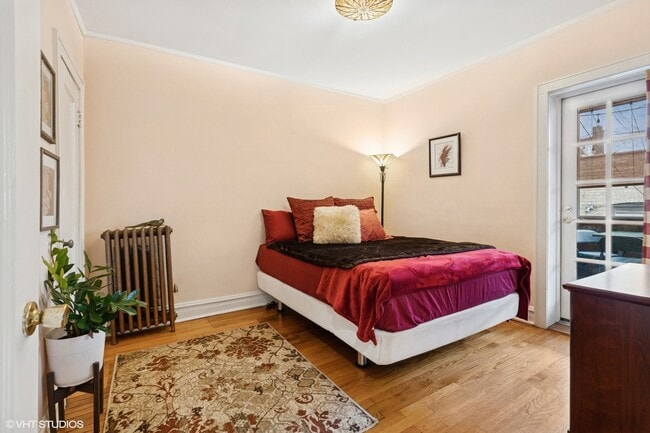 Building Photo - 5146 N Leavitt St