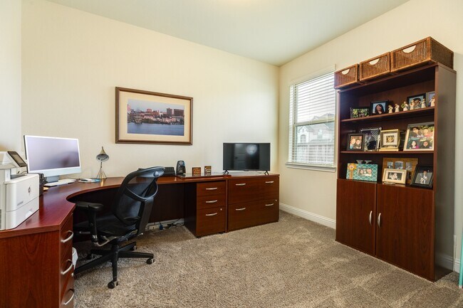 Building Photo - 2329 Vineyard Terrace Ln