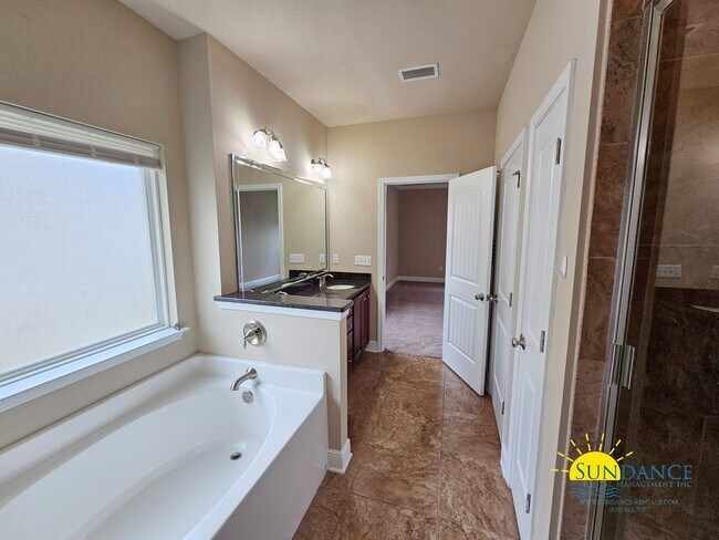 Building Photo - Charming 3BR Home Near 30A Beaches in Santa Rosa Beach!