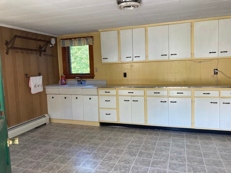 Spacious Kitchen - 176 Bagley Hill Rd