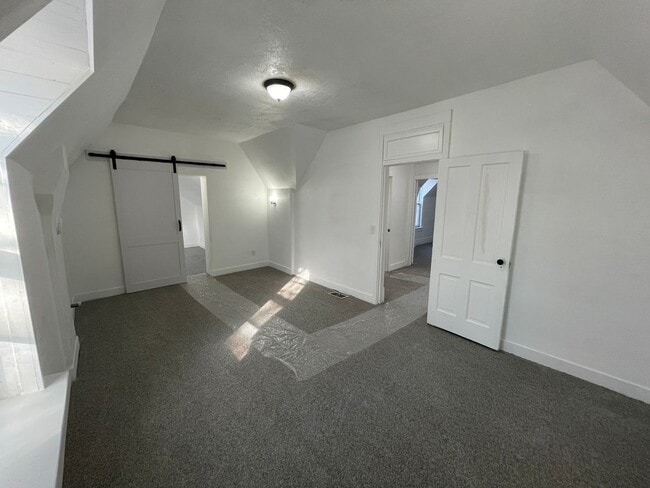 Building Photo - 13224 S Redwood Rd