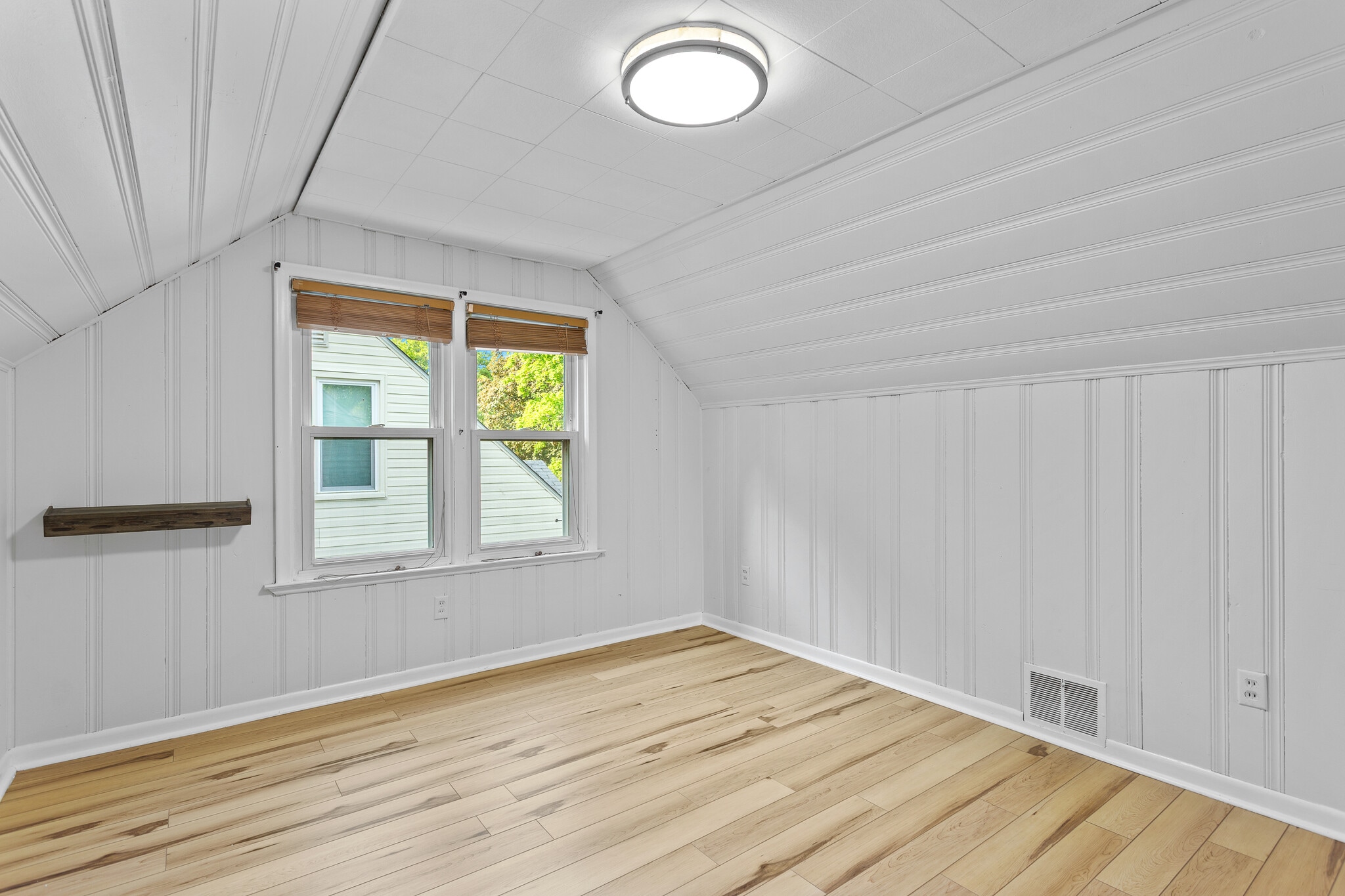 Building Photo - 3403 Woodland Ave