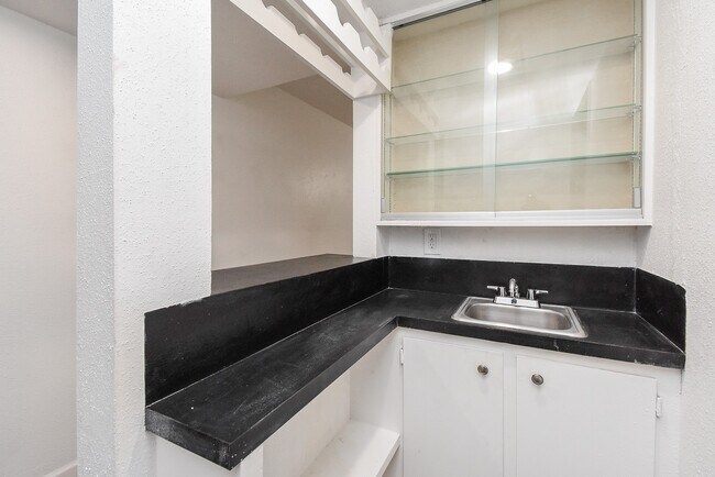 Building Photo - 7814 Candlegreen Ln