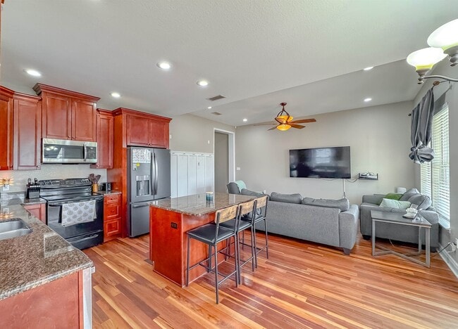 Building Photo - 6303 Rivers Landing Ct