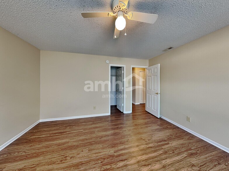 Building Photo - 12608 Bearsdale Dr