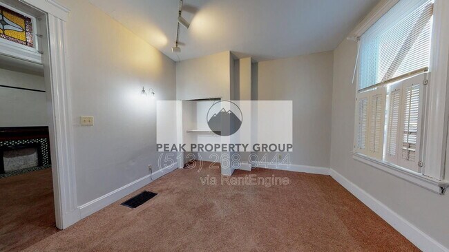 Building Photo - 2319 Sauer Ave