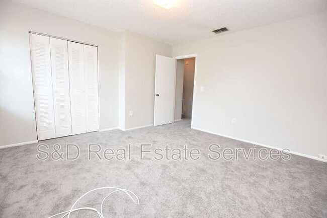 Building Photo - 1440 Ridge Lake Ct