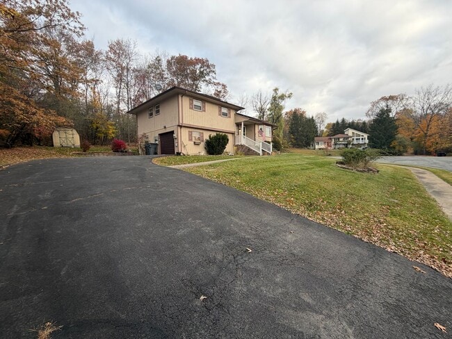 Building Photo - Beautiful Home on a Quiet Cul-De-Sac - PRI...