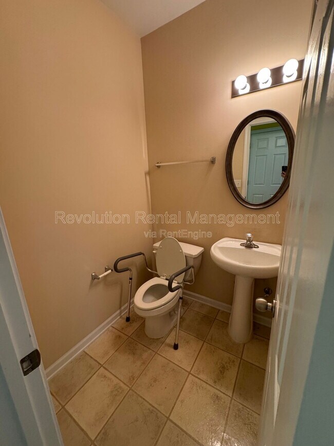 Building Photo - 4060 Preserve Ln