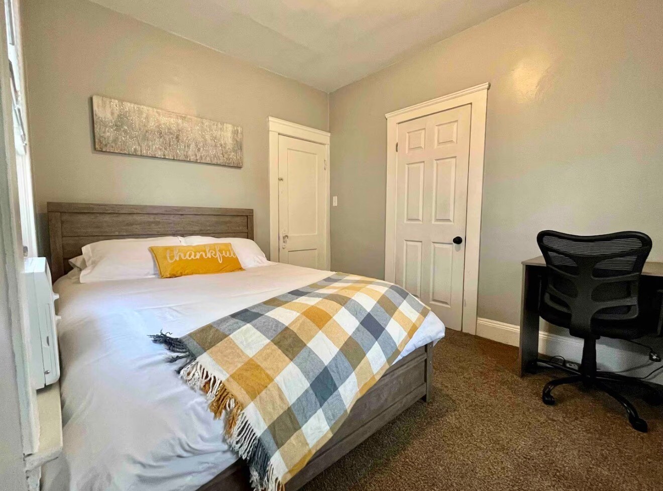 Building Photo - 10702 Lamontier Ave