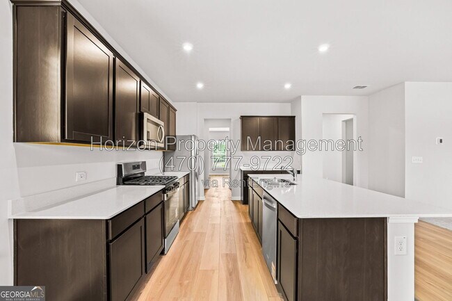 Building Photo - 3116 Morris Hills Dr