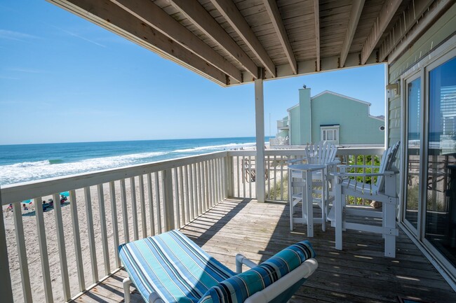 Building Photo - PERFECT "WORK FROM HOME" LOCATION