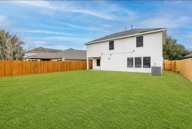 Building Photo - 11430 Moonlight Ridge Dr