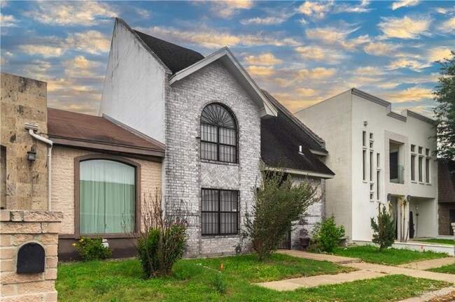 Building Photo - 3113 S Casa Linda St