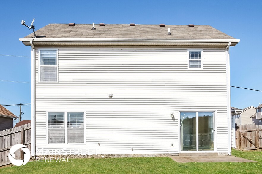 Building Photo - 1572 Joe Pyron Dr