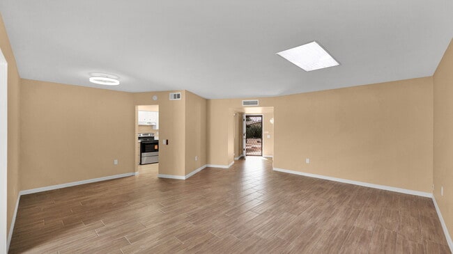 Building Photo - 19445 N Star Ridge Dr