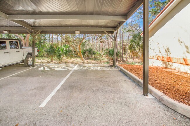 Building Photo - 7925 Preserve Cir