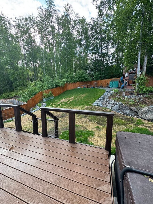 Building Photo - Stunning home in desirable Eagle River neighborhood