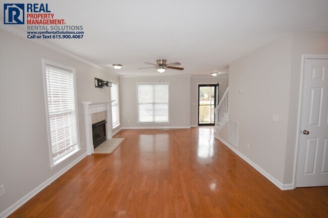 Building Photo - Gorgeous all-brick 4BD/2.5BA+Bonus room! Attached garage, bonus room AND loft!
