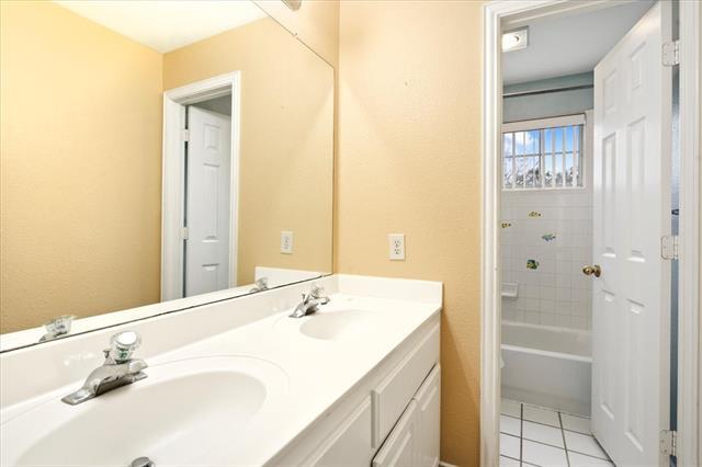 Building Photo - 6108 Palomino Dr