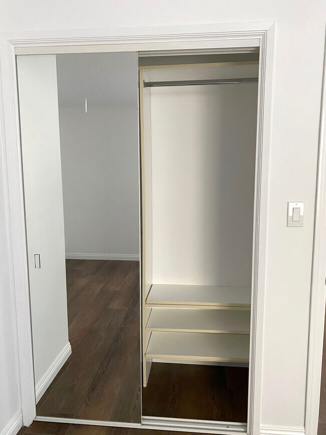Bedroom closet - 917 2nd St