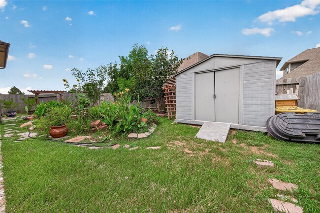 Building Photo - 18719 Evanhale Bend Dr