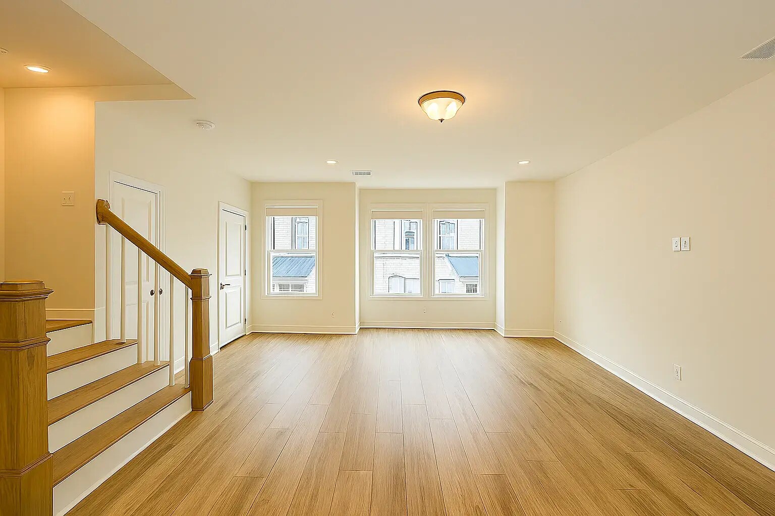 Family Room - 15366 Ballancroft Pky