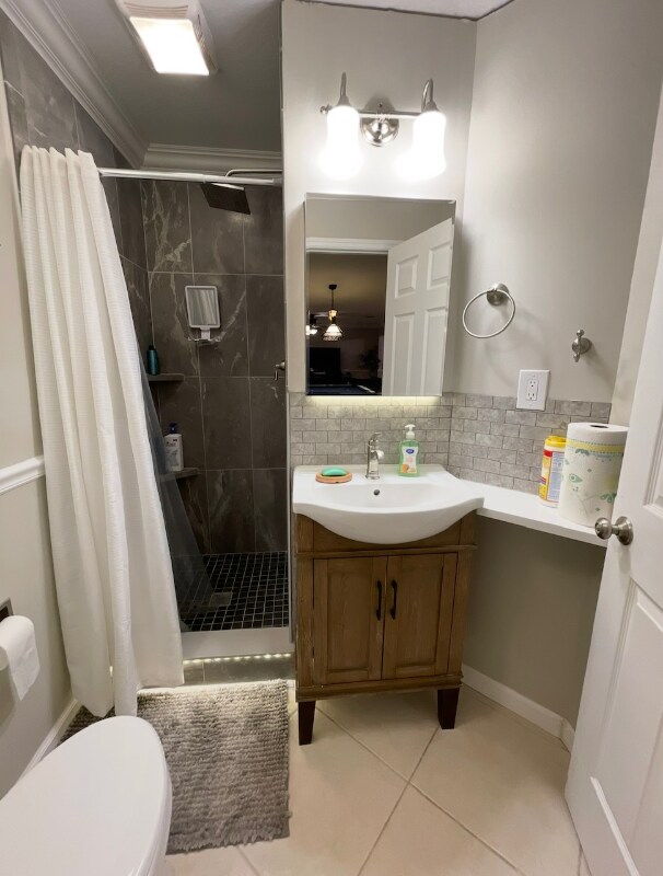 Building Photo - 6816 Osborne Dr