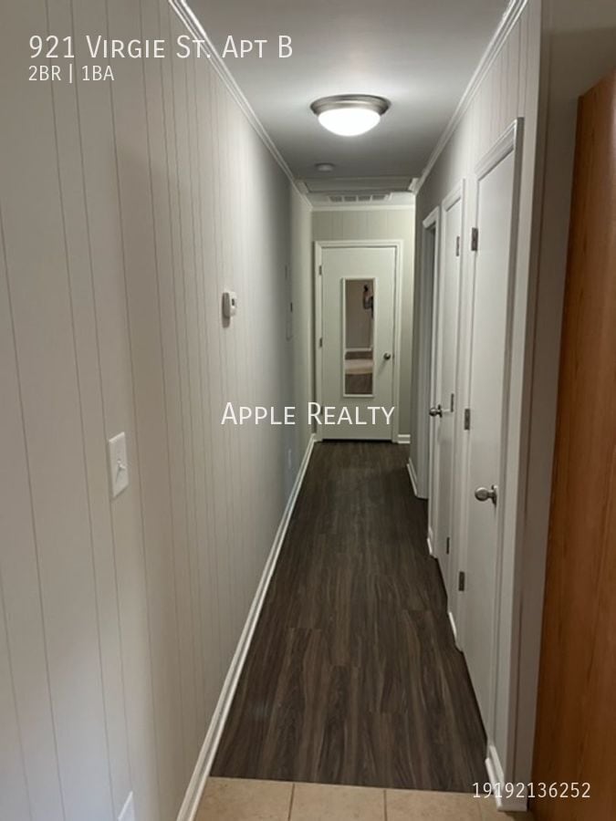 Building Photo - 921 Virgie St