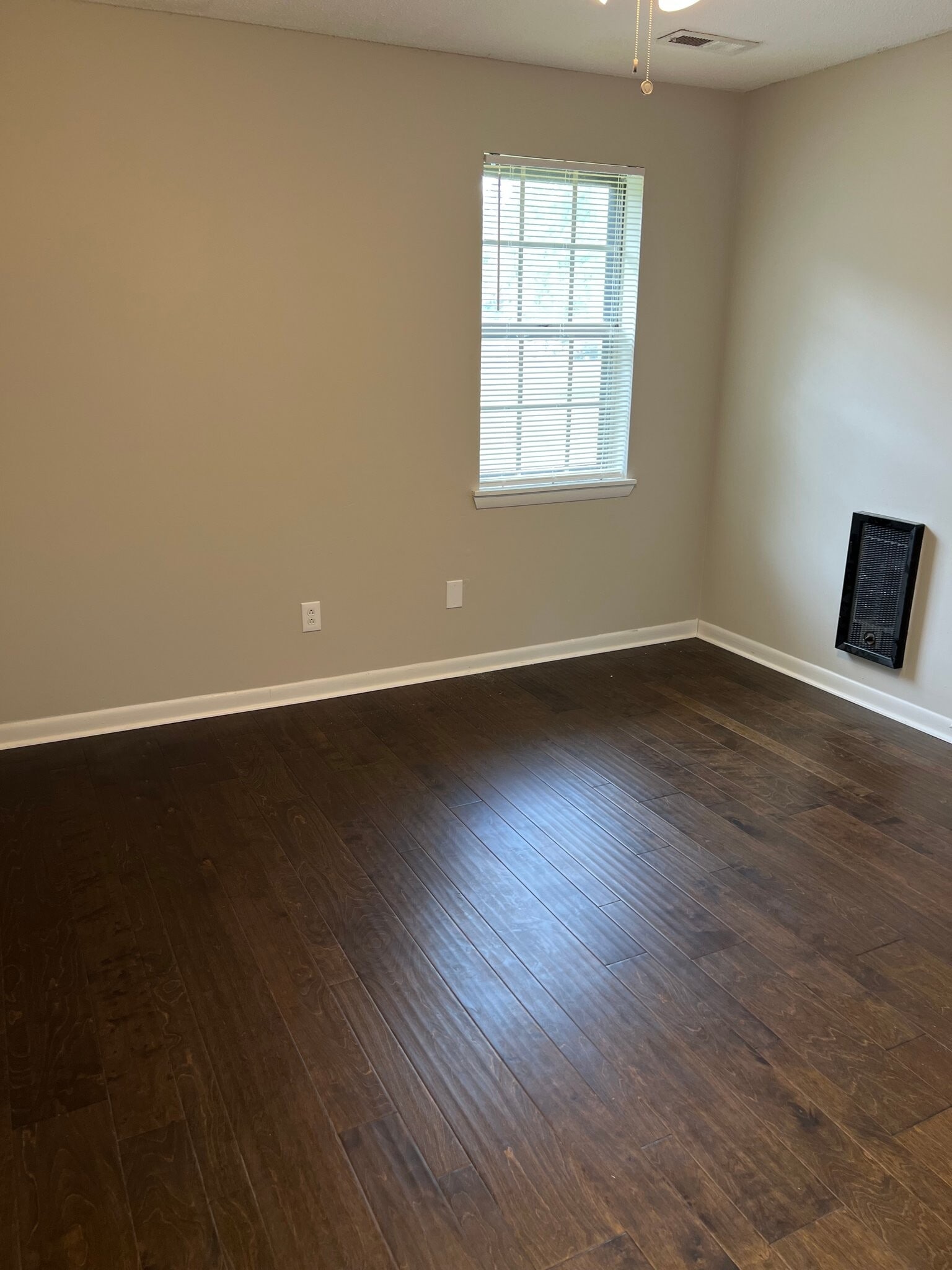 Building Photo - 455 Ruby Johnson Dr