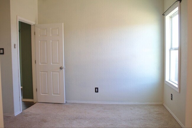 Building Photo - Butterfield Ranch