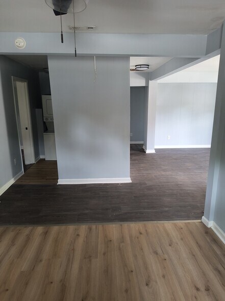 Building Photo - 3719 Martin Ave