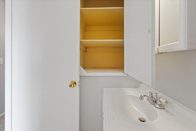 Building Photo - Status: Owner Accepted Application