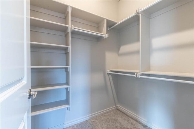 Building Photo - 7925 Sweetgum St