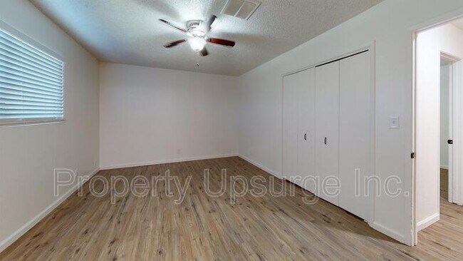 Building Photo - 1452 Victor Ave