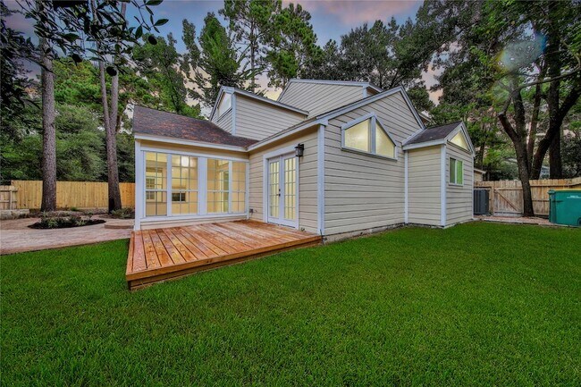 Building Photo - 35 Shallow Pond Pl
