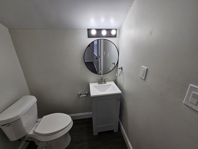 Building Photo - 9614 McCracken Rd