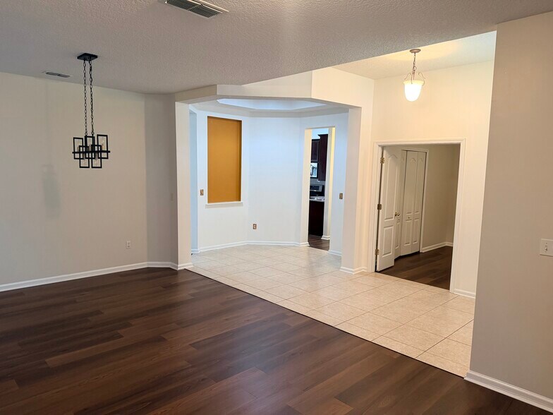 Building Photo - 3058 Whispering Willow Way