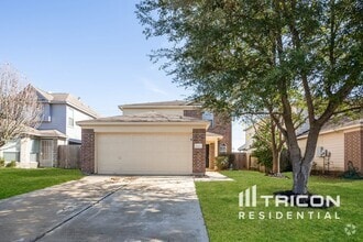 Building Photo - 1114 Fairlane Square