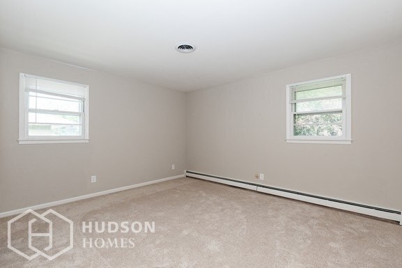 Building Photo - NOW AVAILABLE!  - 85 ROCK RD Unit 2, Hawth...