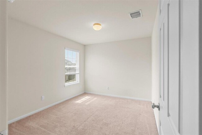 Building Photo - 6439 Wilshire Ridge