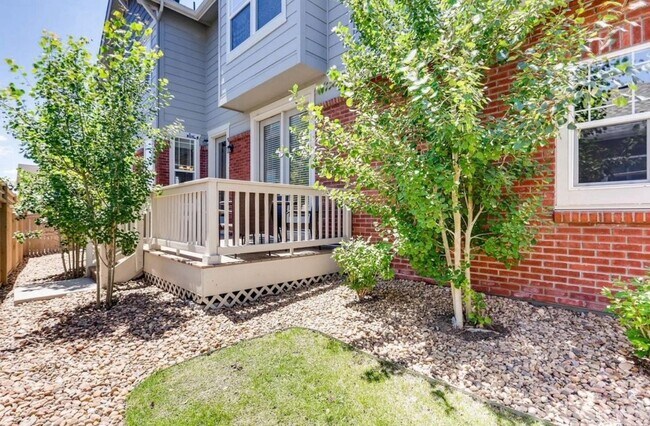 Building Photo - 14852 E Poundstone Dr