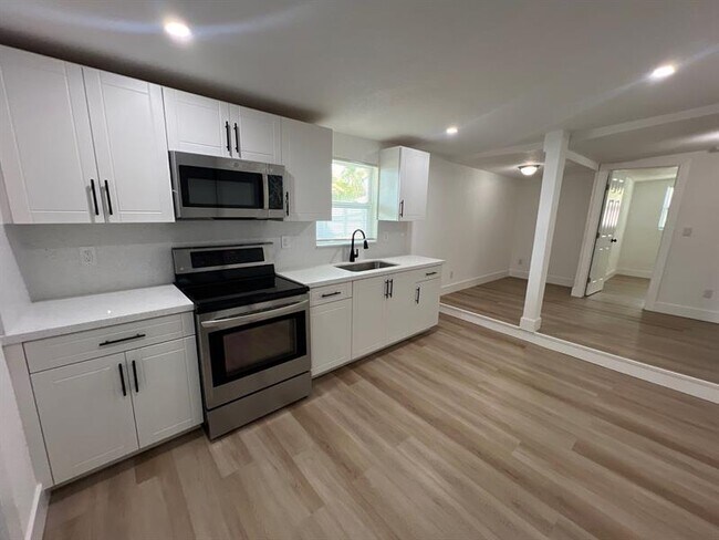 Primary Photo - 10540 NW 28th Ave